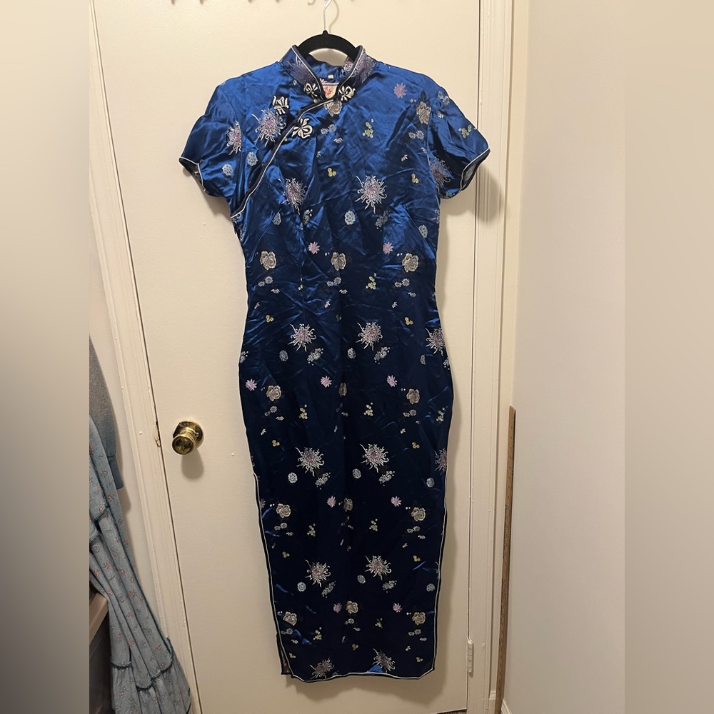 VINTAGE Navy Blue Cheongsam from China